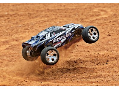 Traxxas Rustler 1:10 RTR oranžový