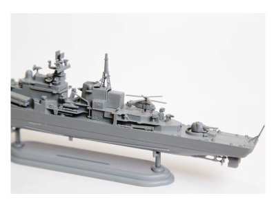 Zvezda 9054 Sovremenny (1:700)