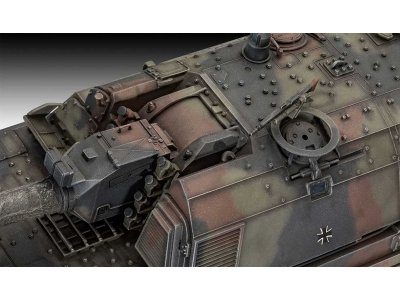 Revell 03279 Panzerhaubitze 2000 (1:35)