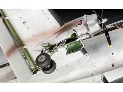 Revell 03910 C-54D 1/72