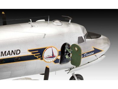 Revell 03910 C-54D 1/72
