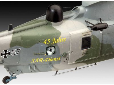 Revell SAR DGzRS Arkona + Westland Sea King Mk 41 (1:72) (Gift-Set)