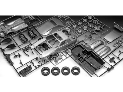 Revell 07656 Porsche 928 1.16