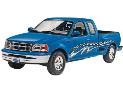 Revell Ford F-150 XLT 1997 (1:25) (sada)