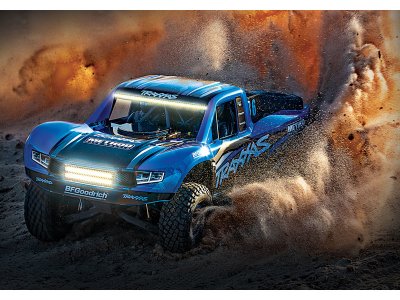 Traxxas Unlimited Desert Racer 1:8 TQi RTR s LED Rigid