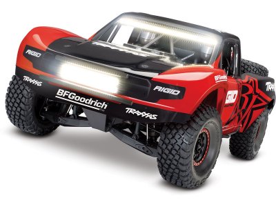 Traxxas Unlimited Desert Racer 1:8 TQi RTR s LED Rigid