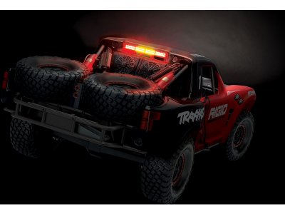 Traxxas Unlimited Desert Racer 1:8 TQi RTR s LED Rigid