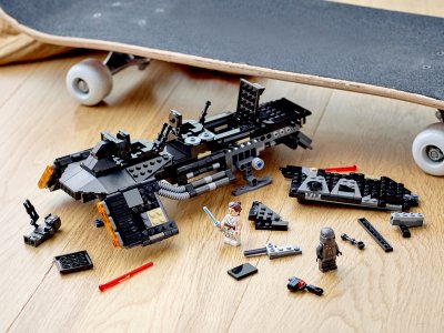 LEGO Star Wars - Přepravní loď rytířů z Renu