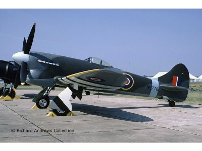 Revell 03851Hawker Tempest V