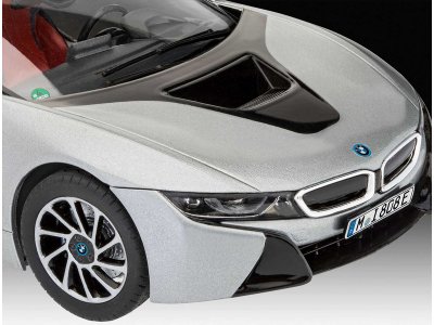 Revell BMW i8 (1:24) (sada)