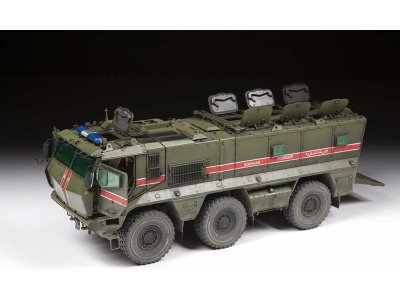 Zvezda 3701 Kamaz 6x6 1:35