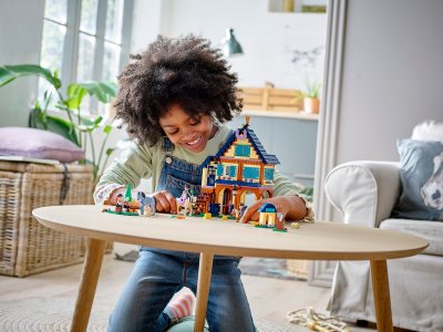LEGO Friends - Lesní jezdecké středisko