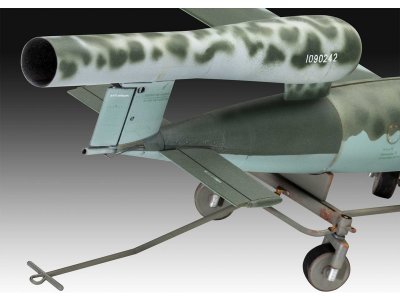 Revell 03861 Fi103 A/B V-11:32