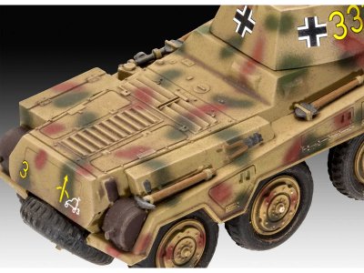 Revell 03298 Sd.Kfz.232/2 Puma