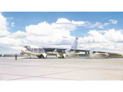 Italeri 1451 B-52G 1:72
