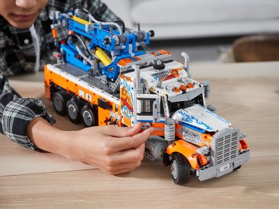 LEGO Technic - Výkonný odtahový vůz