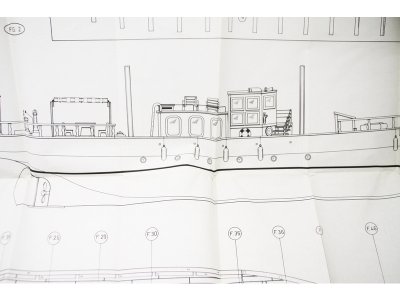 Mantua Model Trotamares 1:47 kit