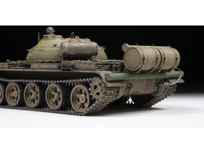 Zvezda 3622 Tank T-62 1:35