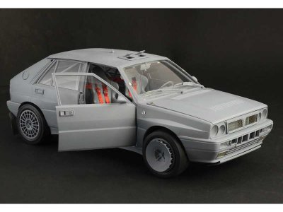 Italeri 4709 Lancia Delta HF Integrale (1:12)