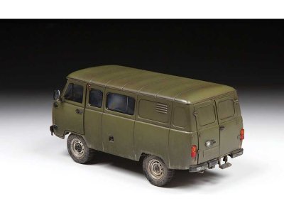 Zvezda 3644 UAZ 3909 1:35