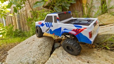 Element RC - Enduro 24 Trail Truck RTR 4WD s černo/žlutou karoserií