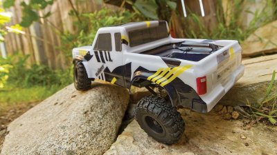 Element RC - Enduro 24 Trail Truck RTR 4WD s černo/žlutou karoserií