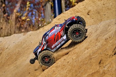 SKETER XP 4S - 1/10 Monster Truck 4WD - RTR - Brushless Power 4S