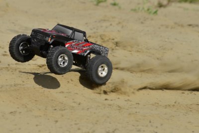 TRITON XP - 1/10 Monster Truck 2WD - RTR - střídavý motor