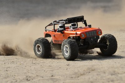 MOXOO XP - 1/10 Monster Truck 2WD - RTR - střídavý motor + 50C 5400mAh Lipo + nabíječ