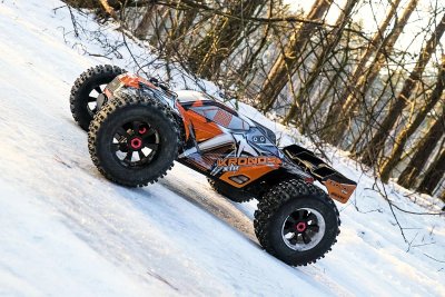 KRONOS XTR 6S 2022 - 1/8 Monster Truck 4WD bez elektroniky - TUNING verze