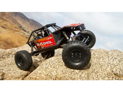 Axial Capra 1.9 4WD 1:10 RTR červená