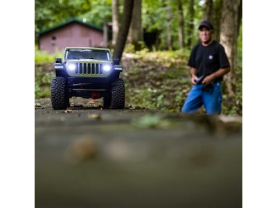 Axial SCX6 Jeep JLU Wrangler 1:6 4WD RTR stříbrný