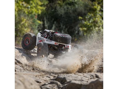 Losi Super Rock Rey V2 1:6 4WD RTR bílá