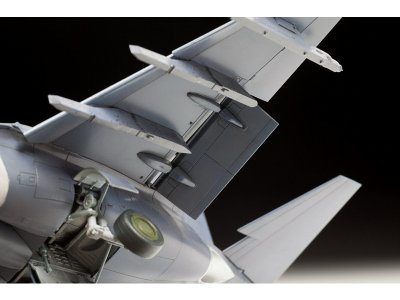 Zvezda 4821 Jakovlev Yak-130 (1:48)