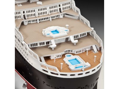 Revell 05231 Queen Mary 2 (1:700)