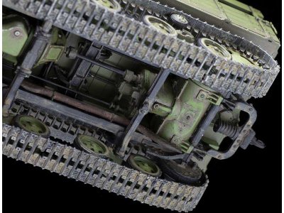 Zvezda 3663 Stalinec STZ-5 (1:35)