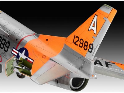 Revell 03832  North American F-86D Dog Sabre (1:48)