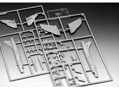 Revell 03833 Hawker Hunter FGA.9 (1:144)