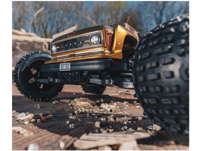 Arrma Outcast 4S V2 BLX 1:10 4WD RTR modrá