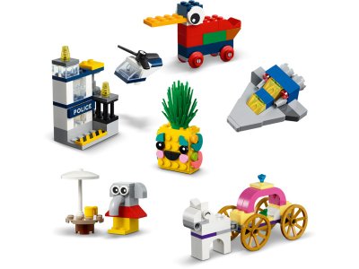 LEGO Classic - 90 let hraní