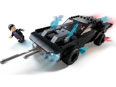 LEGO Super Heroes - Batmobil: Honička s Tučňákem