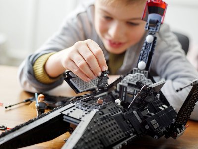 LEGO Star Wars - Inkvizitorská transportní loď Scythe