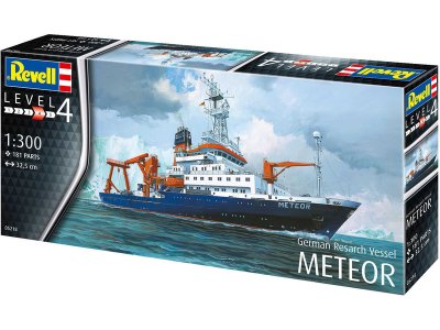 Revell 05218 German Research Vessel Meteor (1:300)