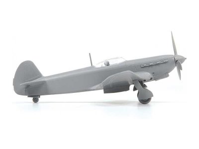 Zvezda Jakovlev Jak-9D (1:72)