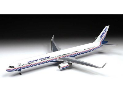 Zvezda 7041 Boeing 757-300 (1:144)