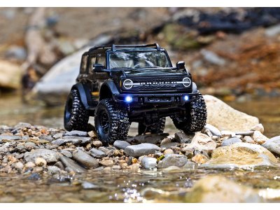 Traxxas TRX-4M Ford Bronco 2021 1:18 RTR černý