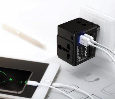 4v1 Duální USB univerzální cestovní nabíječka