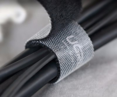 UGREEN organizér kabelů 2m, černý