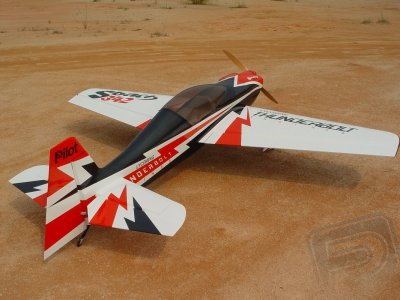 Sbach 342 scale 40% (3 100 mm) 150cc (červeno/černá)