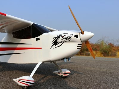 Sky-Wolf (2 240 mm) 50cc (červeno/bílá)
